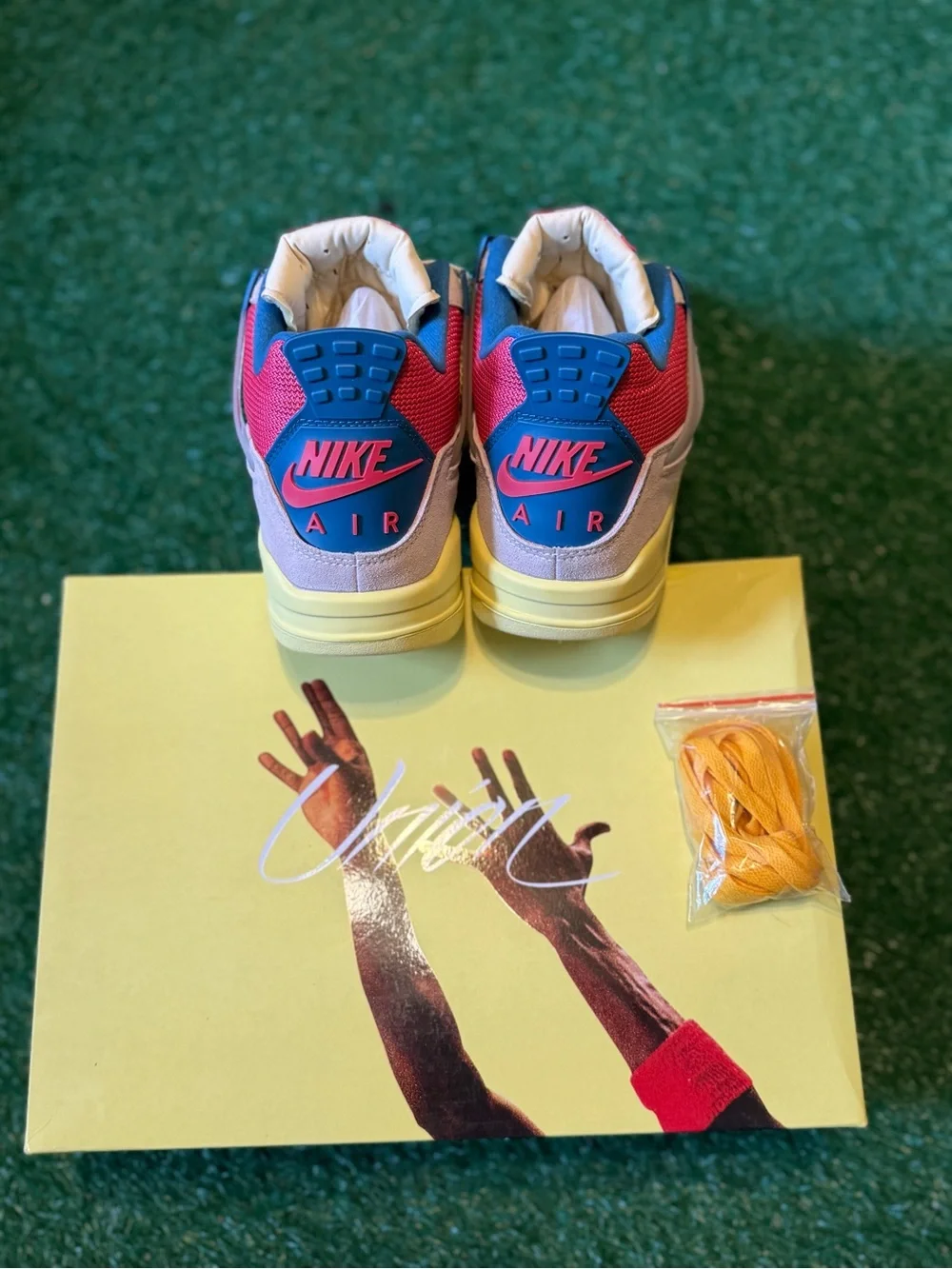 Air Jordan 4 Retro UNLA ‘Guava Ice’